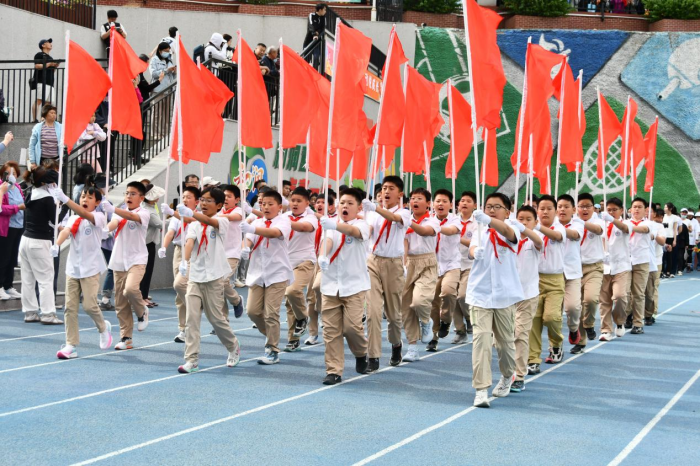 东城逸家教育集团奥龙小学2025年春季运动会精彩纪实