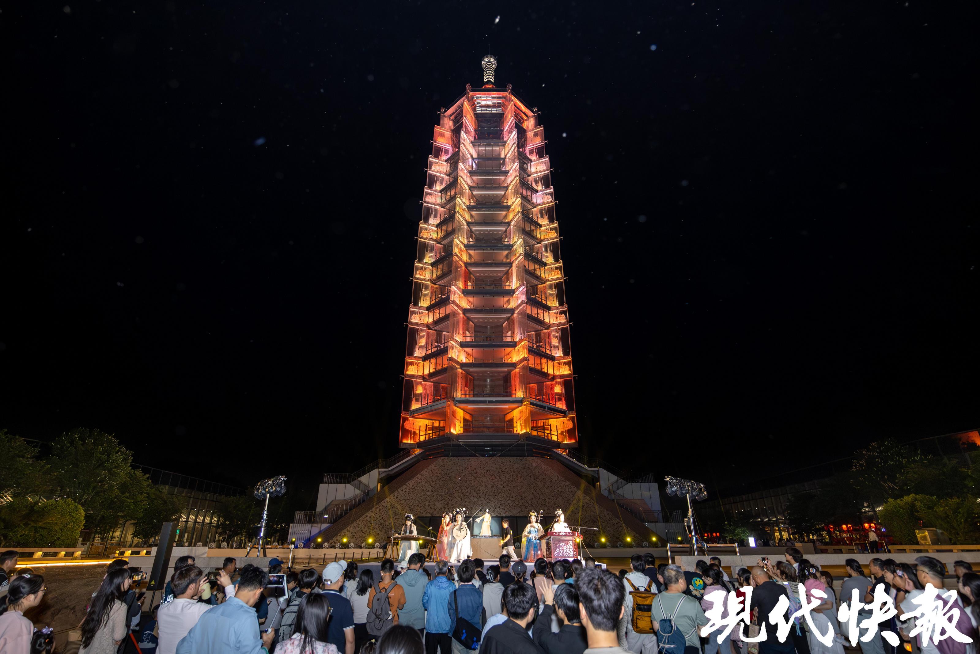 文化中国行｜国潮遇见科技，燃动“五一”夜游经济