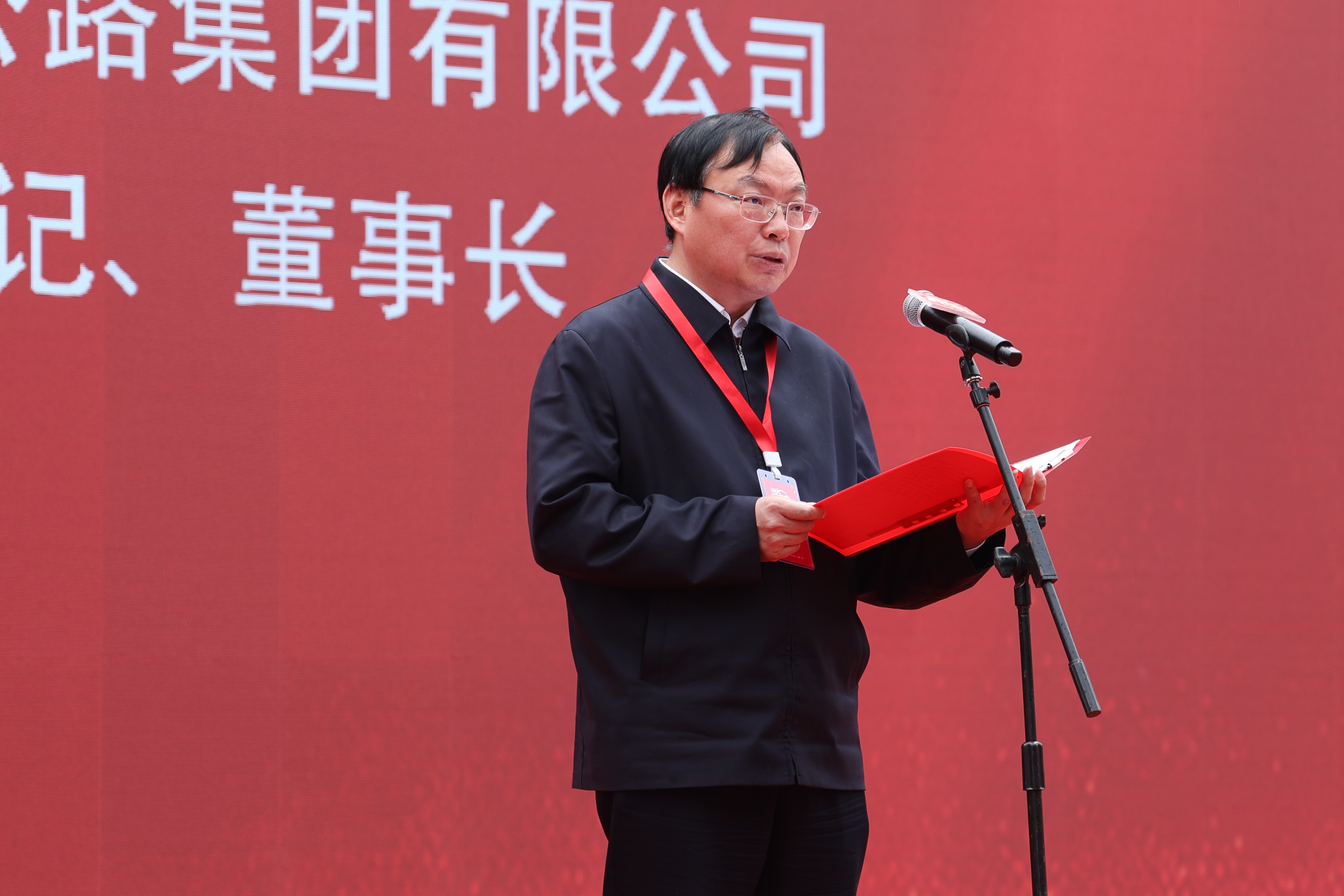 2025年对话青年桥梁人—五四特别活动在洞庭溪沅水特大桥举办