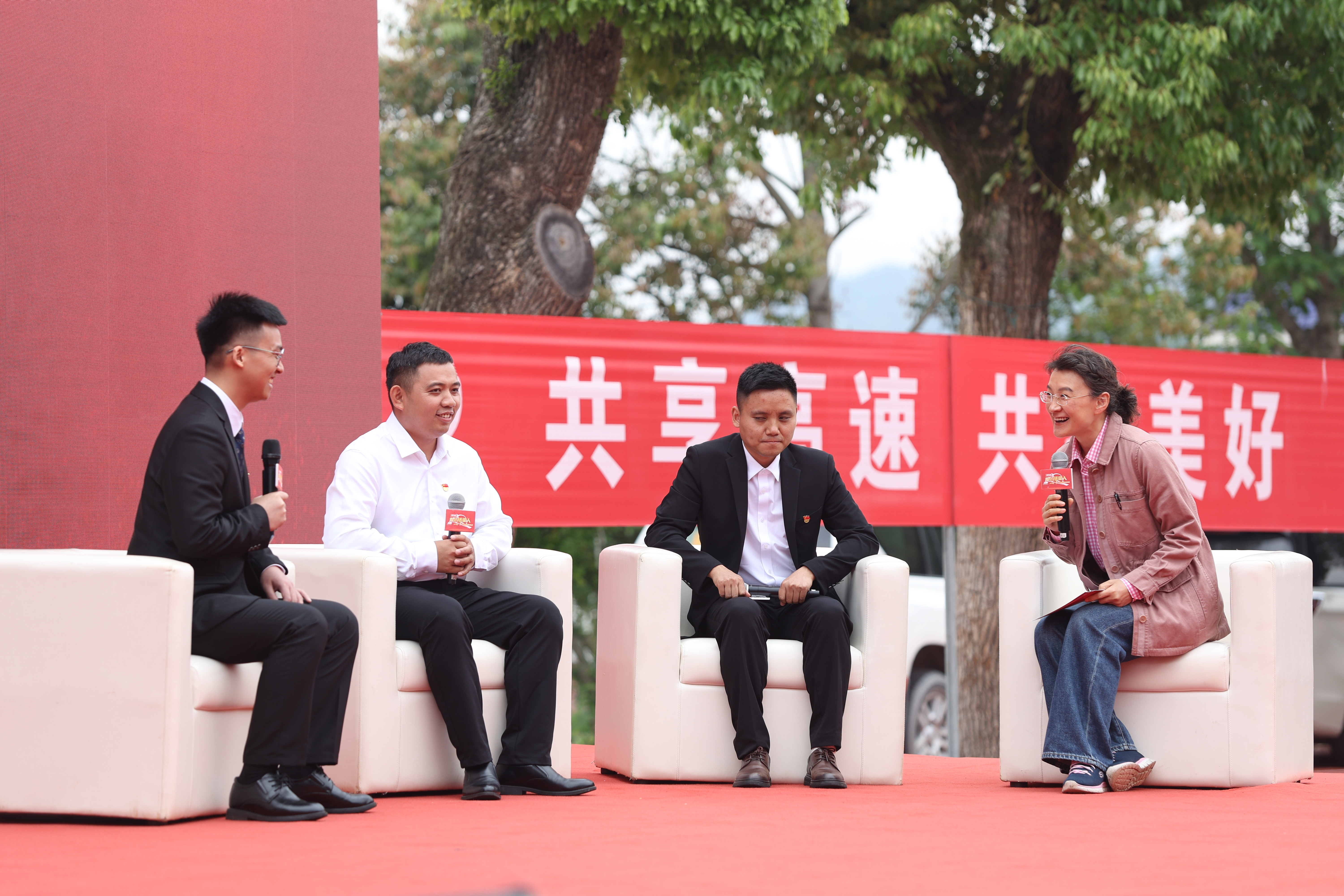2025年对话青年桥梁人—五四特别活动在洞庭溪沅水特大桥举办