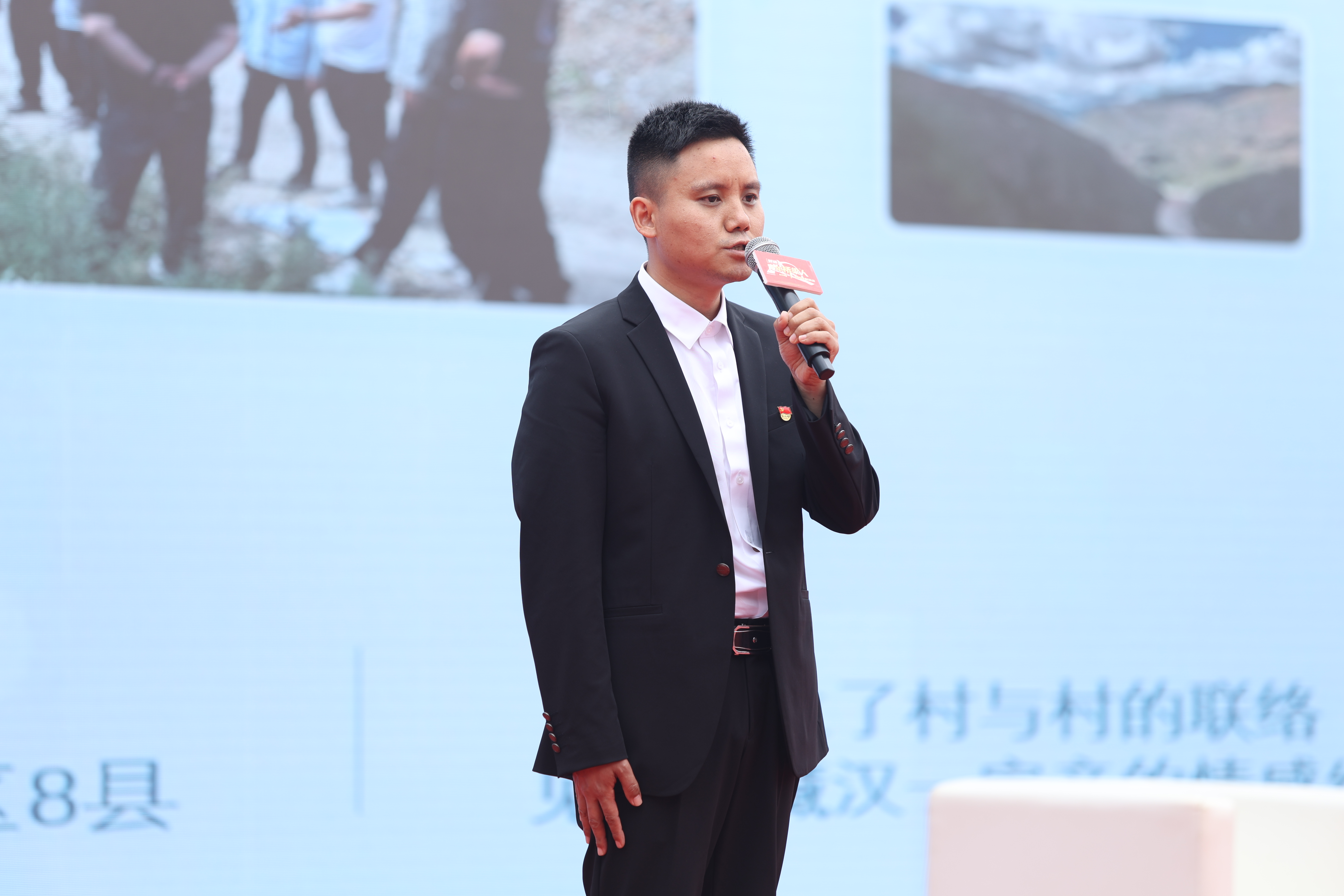 2025年对话青年桥梁人—五四特别活动在洞庭溪沅水特大桥举办