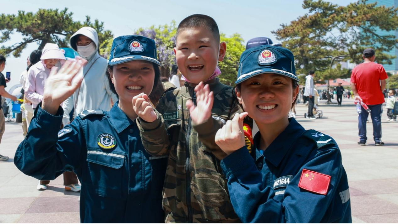 海天共蔚蓝 法治扬风帆——中国海警局北海分局“法治四季行·扬夏帆”掀起伏季休渔普法热潮