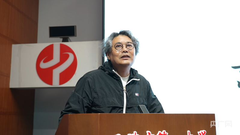 以青春视角“打开”京剧电影 用国粹戏曲讲好“思政大课”