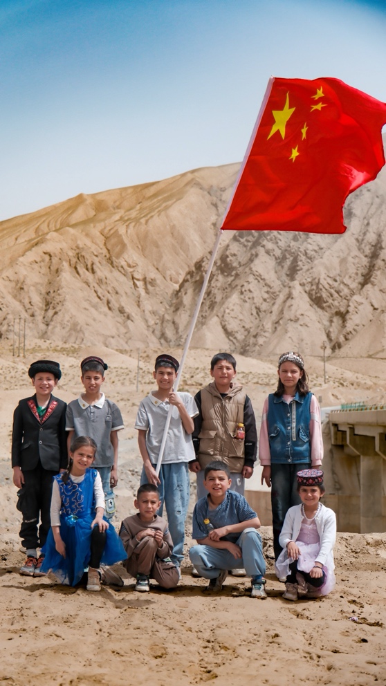 视频∣边境线上,有一群“小戍边战士”