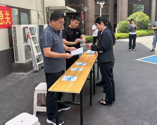 巨野县住建局开展“全国防灾减灾日”宣传活动