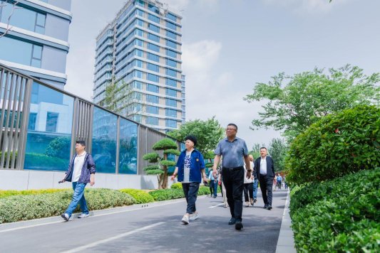 2e23240e439e789e9ead7ca2e06b64f9_