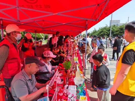 28ac2c6034b24d10b83a1f4fddd5e758