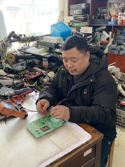 mmexport1747034689219