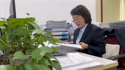 2025好网民·在山东|张晶:以专业素养传播金融正能量,以担当精神守护金融网络生态