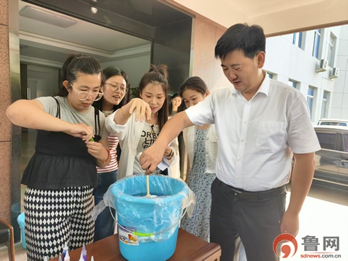 枣庄市市中区龙山路街道:浓情端午 “粽”享欢乐