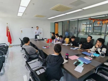 广发银行济南城西支行走进企业开展投资者保护宣传活动
