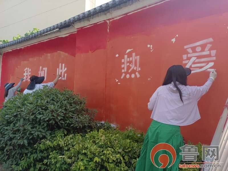 枣庄市市中区龙山路街道:文化墙绘就社区新画卷,焕新颜更添文明韵