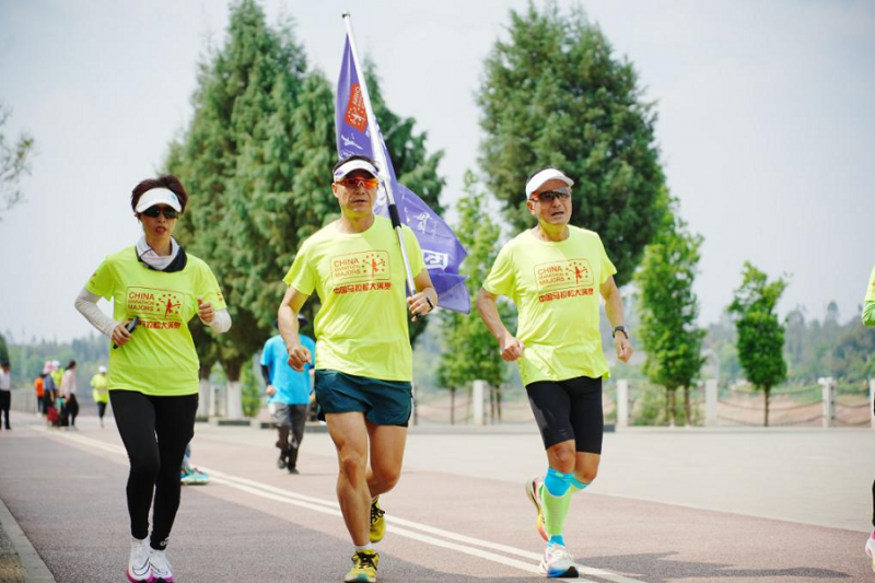 “护蕾童行·筑梦未来”——云南福彩公益健康跑在安宁开跑