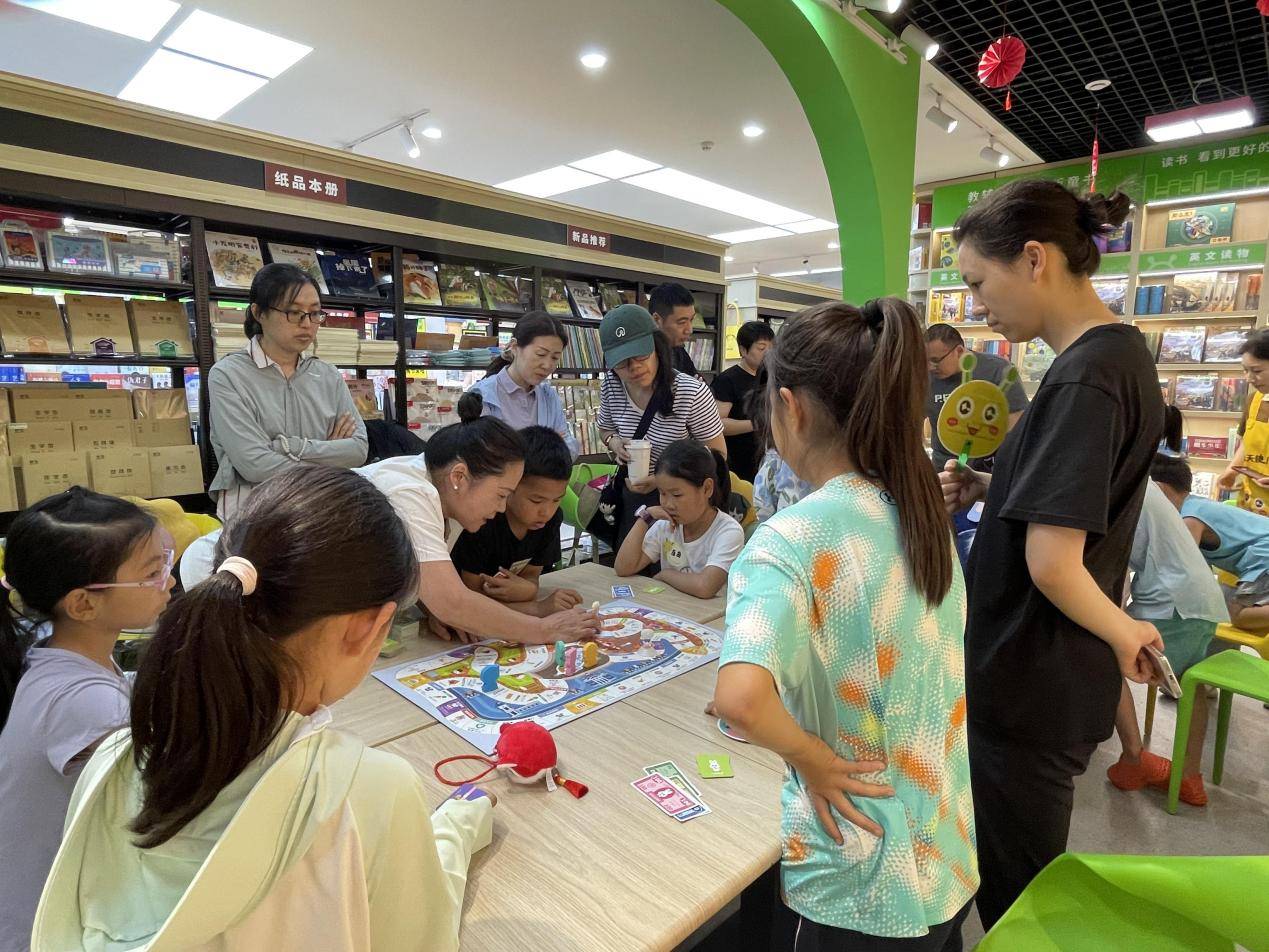 萤火虫天使儿童书店“财商小达人”公益活动助力素质教育新实践 