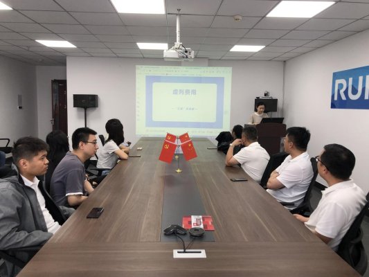 瑞众保险山东分公司德州中支“五虚”微课堂开课啦！