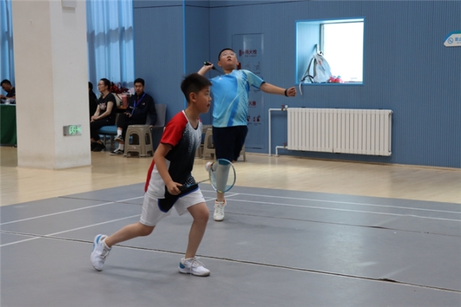 2025年鄂尔多斯市"中国体育彩票杯"青少年羽毛球联赛（第一站）圆满落幕
