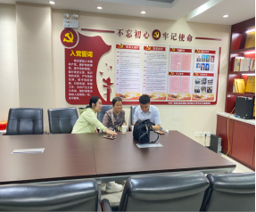 广发银行济南市中支行开展“守护重点人群，筑牢金融防线”宣传活动