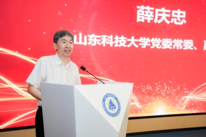 山东产研院2025届联培研究生毕业典礼隆重举行
