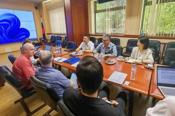 汇鸿中天公司考察欧亚市场 亮相阿斯塔纳展会彰显创新实力