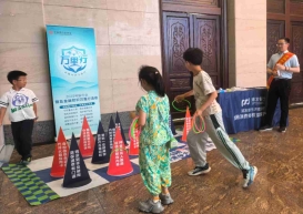 靠浦一夏剧说成长，消保护航乐享生活——浦发银行济南分行走进亲子剧场开展金融知识万里行活动
