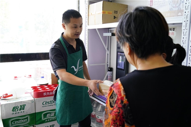 湖北潜江：看小卖部 为乡村振兴赋能添彩