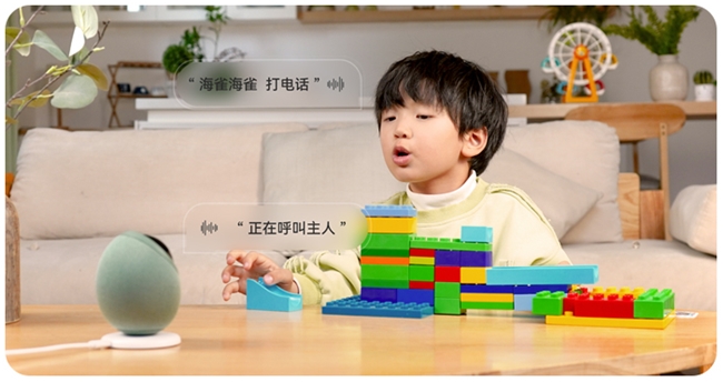 HDC 2025海雀摄像头雀蛋Max惊艳亮相 更强适配HarmonyOS 5