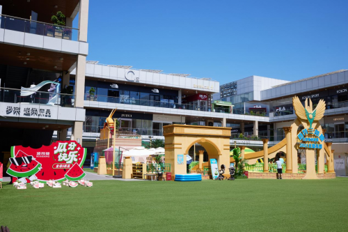 Hush Puppies“宠友星派对”北京首秀落地房山首创奥莱  跨界打造人宠社交新场景