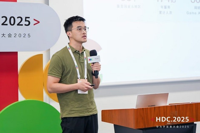 从“机械应答”到“类人决策”：华为云助力超参数科技重构游戏 AI
