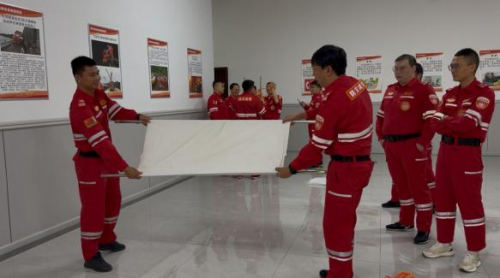中国人寿财险参加保险业风险减量专业技能培训认证并成立减灾应急先锋队