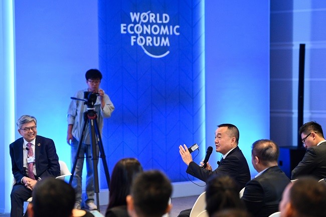 为全球发展贡献中国智慧 泸州老窖闪耀2025天津夏季达沃斯论坛
