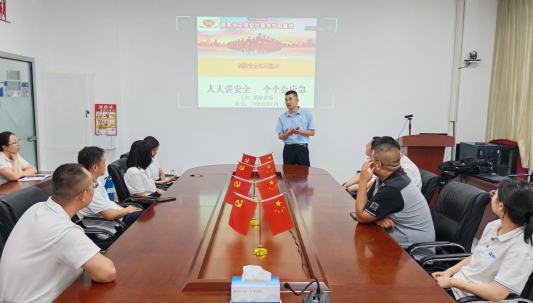 C:/Users/ylinq/Desktop/6月10日/照片/微信图片_20250610170722.jpg微信图片_20250610170722