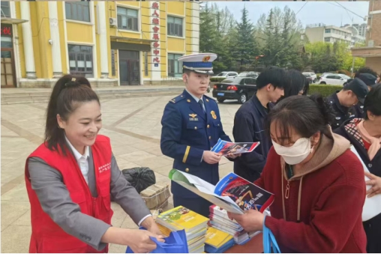 英大财险大连分公司组织开展安全生产 宣传教育活动