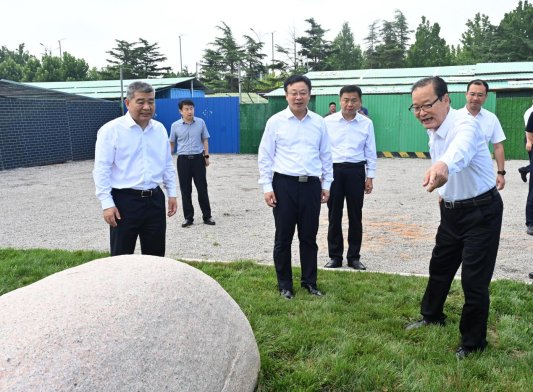 刘运到潍坊象出土地遗址调研
