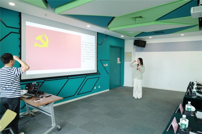 清风铸魂强根基 榜样聚力促发展——58集团党委开展迎“七一”主题党日活动