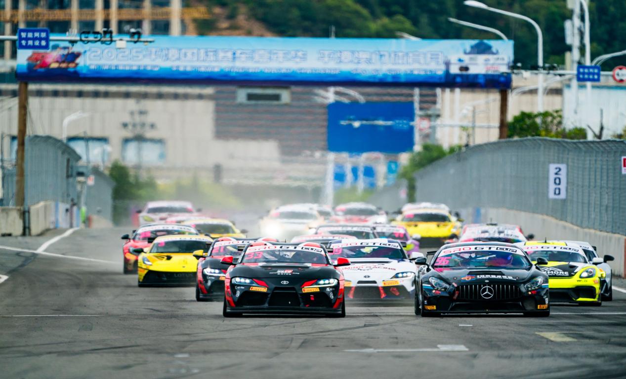 “赛车+”驱动两岸合作新引擎 2025平潭国际赛车嘉年华圆满落幕