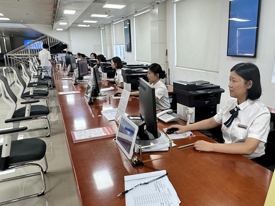 临沂市兰山区行政审批服务局以全员预审考核夯实“一站式”服务根基