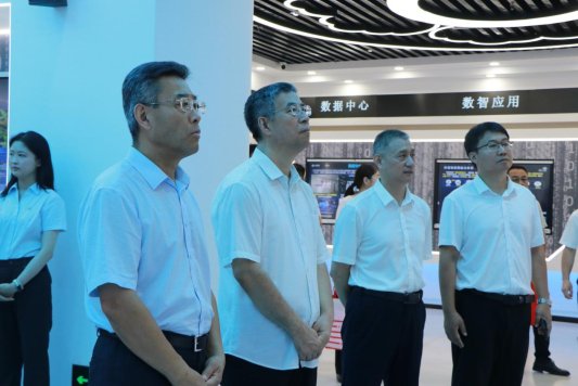 32f46097607545faf789dee5ef199ed