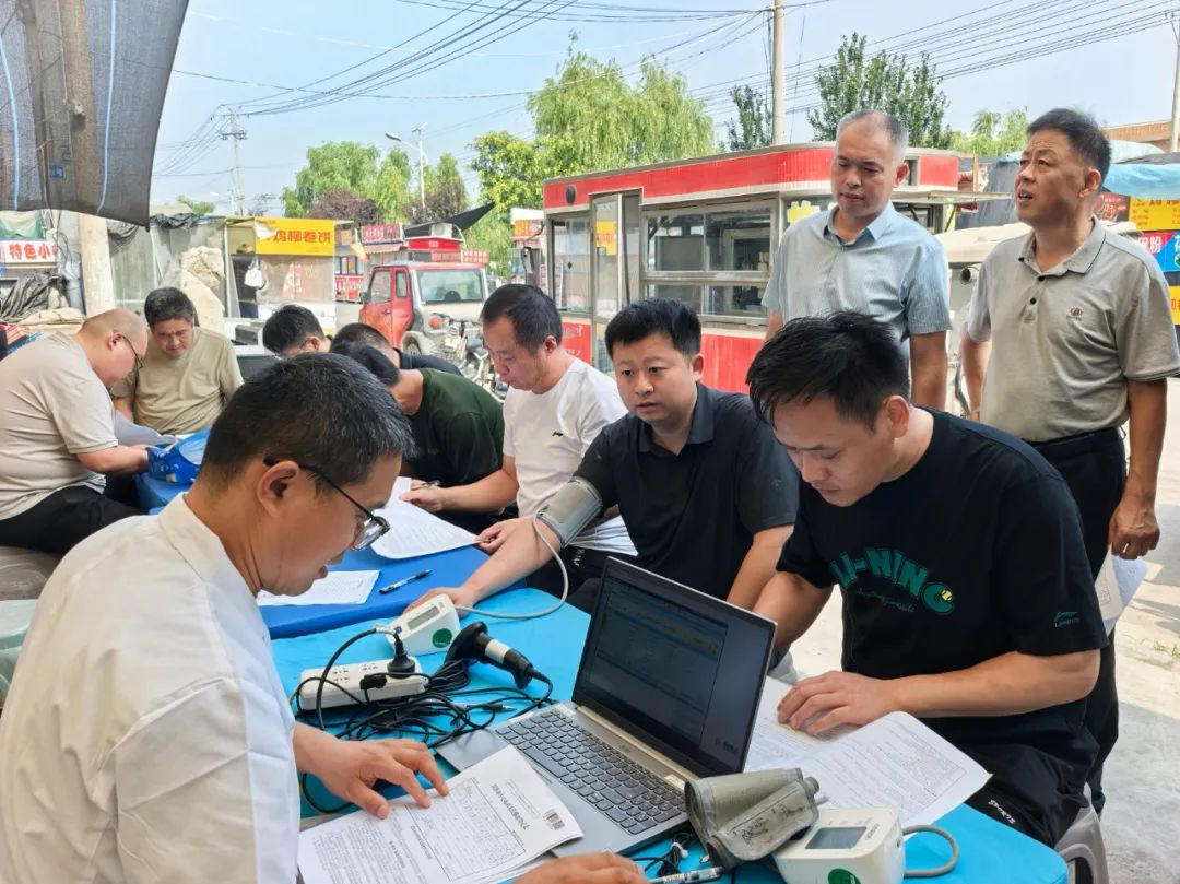 郓城县南赵楼镇开展无偿献血活动 传递社会温暖