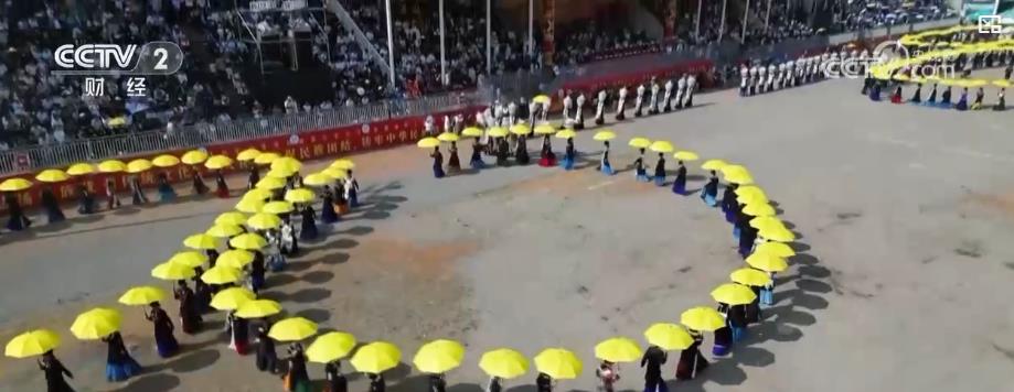 火把狂欢、丹霞探险……特色活动点亮夏日文旅盛宴 助推暑期经济活力持续释放