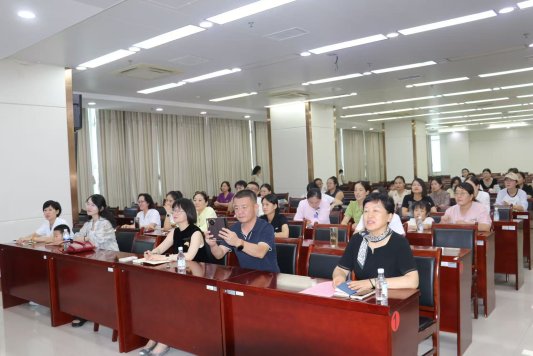 菏泽市创伤医院(市六院)举办儿童感统与专注力提升公益讲座,为孩子成长赋能