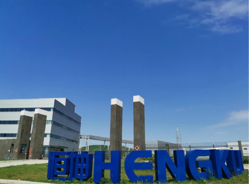 恒坤新材科创板IPO问询回复披露,客户集中度及产品结构引关注