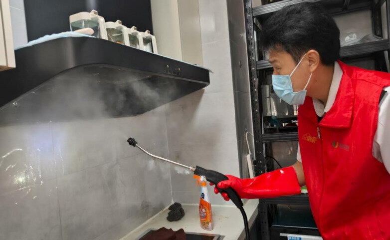 暖心服务进家门,新城悦物业用行动描绘民生美好画卷