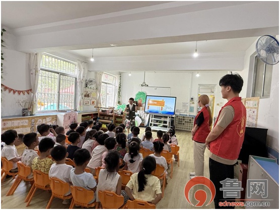 【我在文明实践中心过暑假 | 全环境立德树人】胶州市开展安全知识教育宣传活动