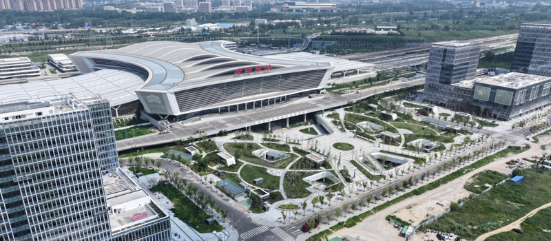 雄商高铁配套!菏泽东站东广场建设进入尾声,月底亮灯!