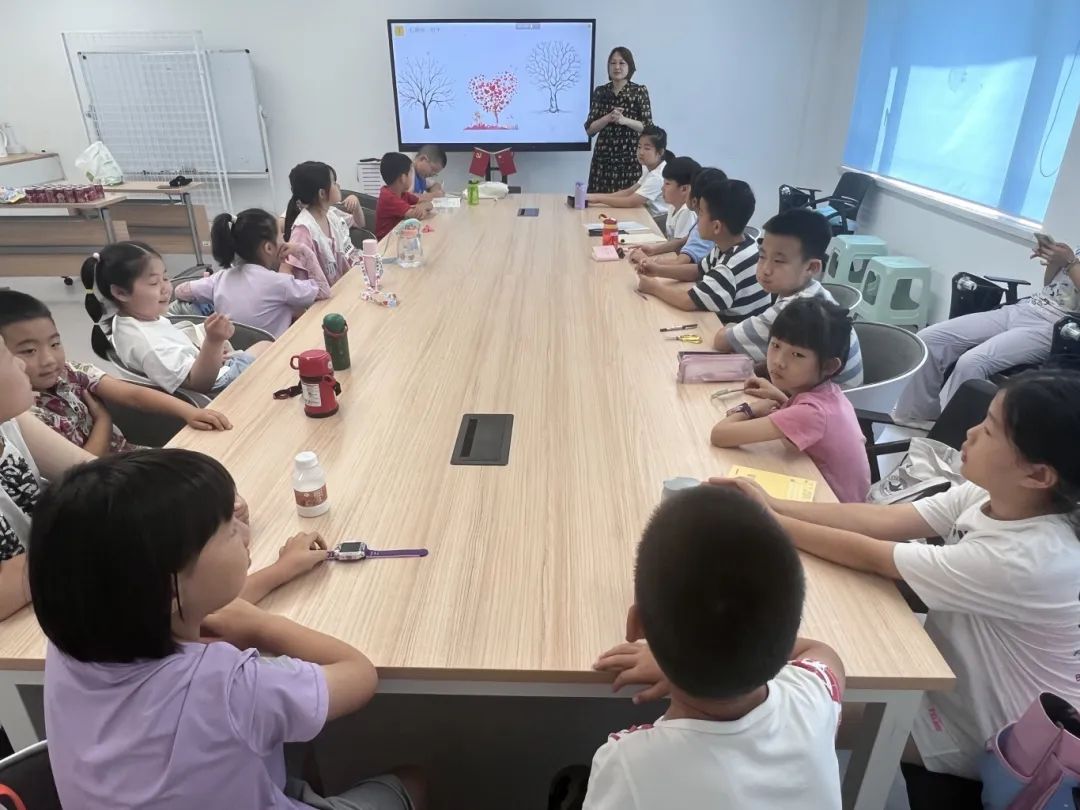 【我在新时代文明实践站过暑假】青岛市崂山区同盛路社区:多元课程点亮暑假时光