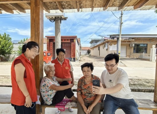 庆云县中丁乡:养老认证送上门,便民举措暖桑榆