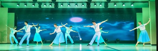 临沂职业学院大学生艺术团受邀参加“沂蒙薪火传 共叙鱼水情”迎“八一”建军节暨纪念抗战胜利80周年专题晚会