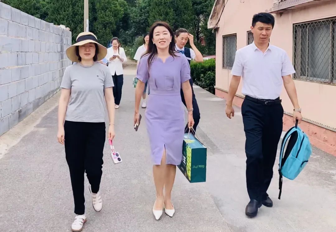 幸福灵珠山 | 关爱春蕾·共筑未来:青岛西海岸新区灵珠山街道多方合力为女童成长添翼