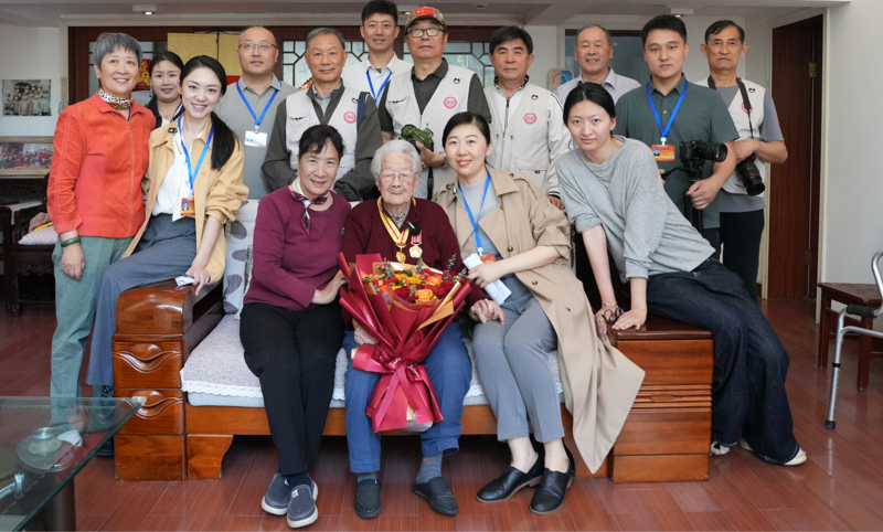 济南市开展“银龄追光·烽火记忆”纪念抗战胜利80周年公益影像行动