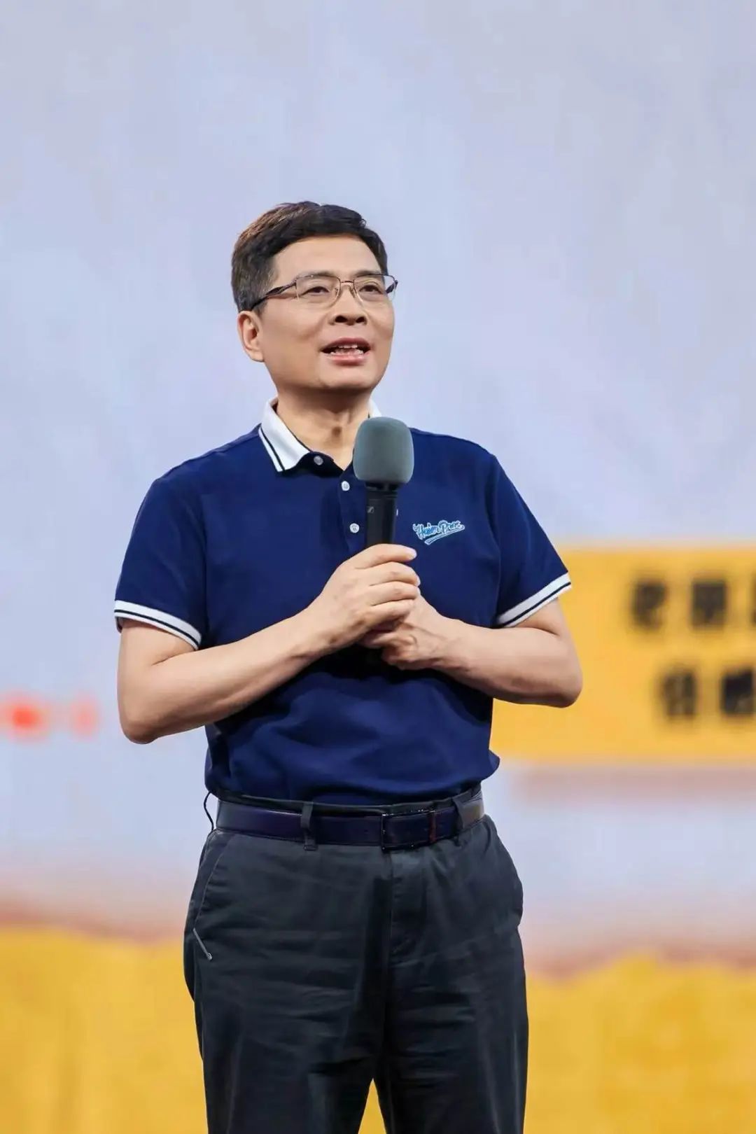 c9a40adbb1d1adb64fa962dbf726a24c_